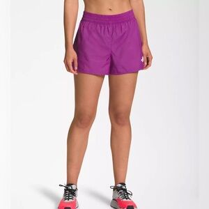 NWT The North Face sz XXL W Limitless Run Short purple